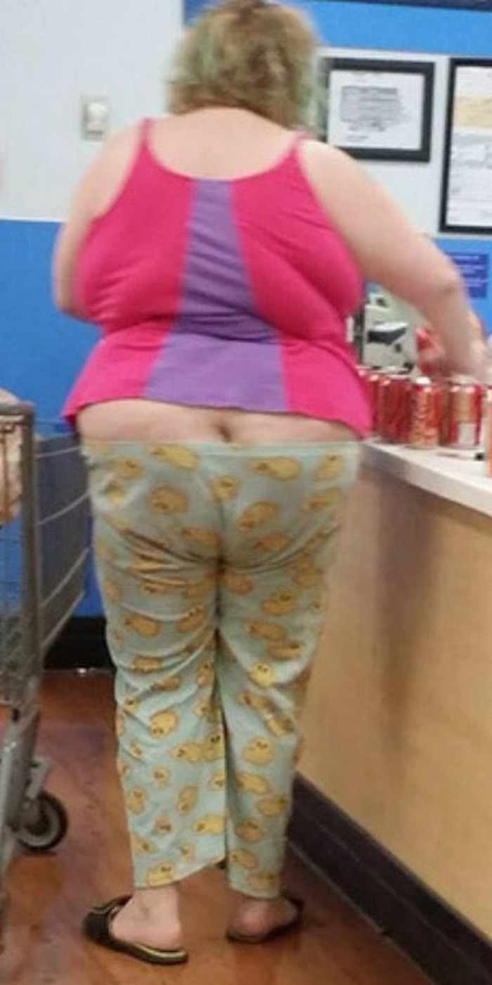 The 20 Most Ridiculous People of Walmart Photos -09
