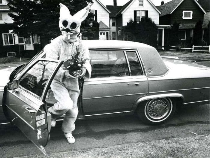 20 Creepy Vintage Easter Bunny Pics Guaranteed To Make You Say WTF -18