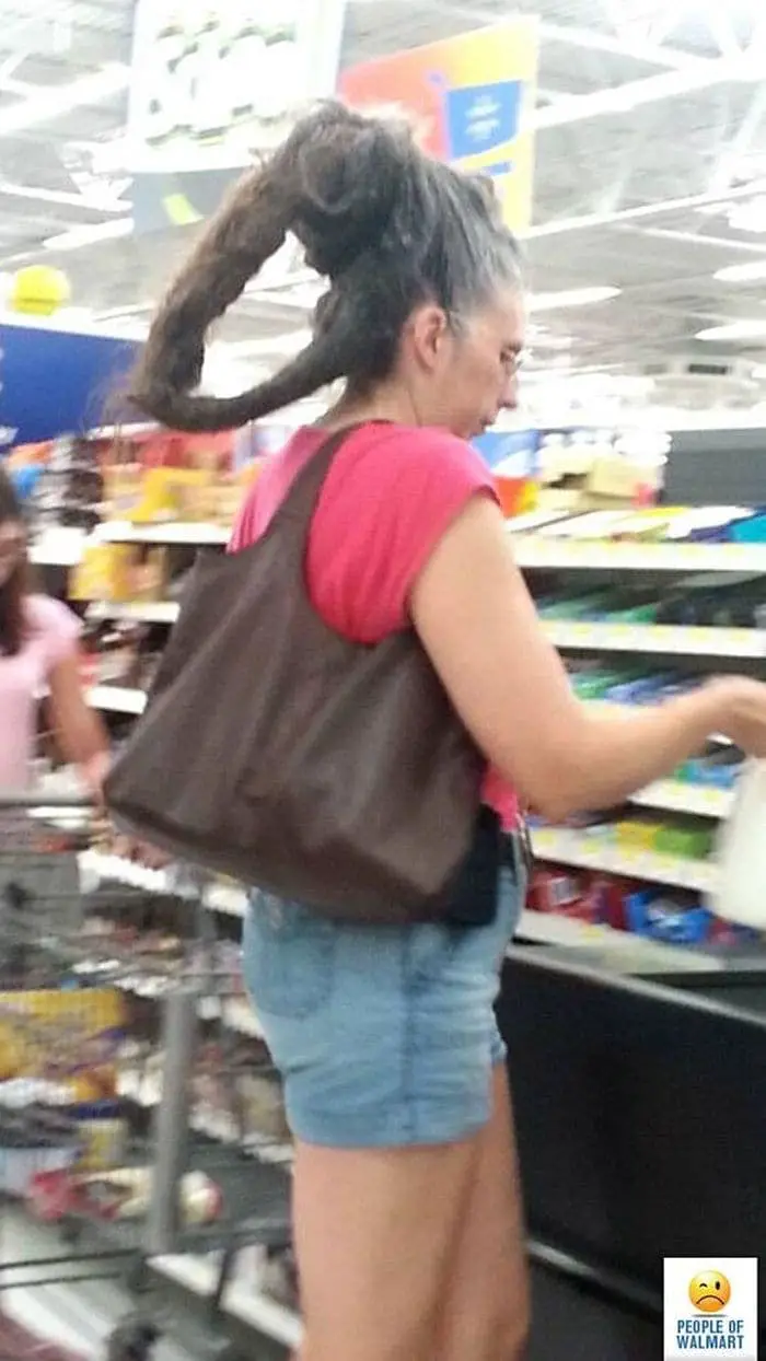 The 24 Weird People of Walmart That Are on Another Level -06
