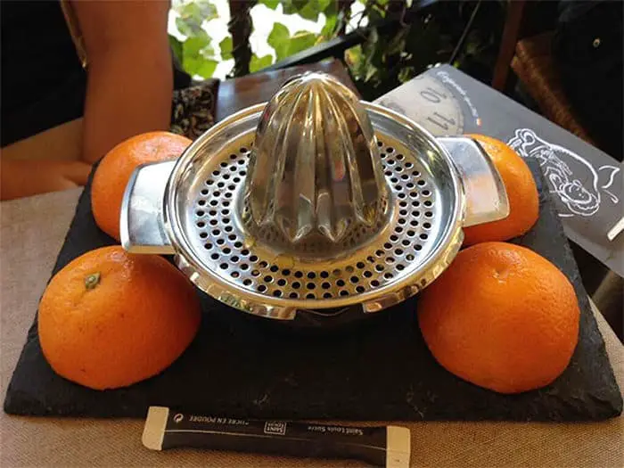 30 Funny Pictures of Serving of Dishes in Restaurants Will Blow Your Mind -12