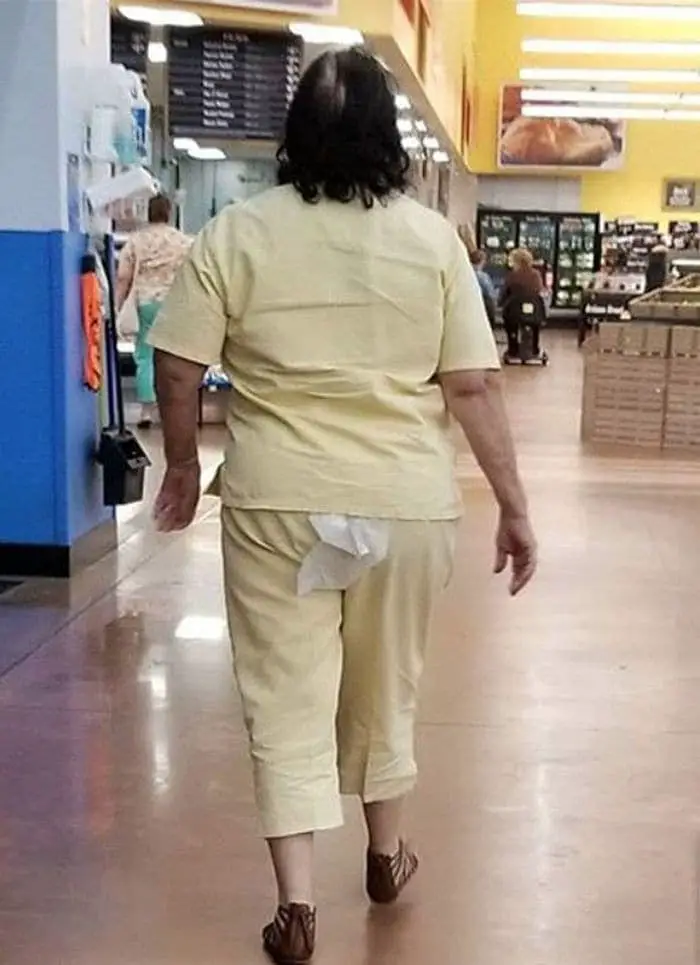 25 Ridiculous People of Walmart You Hope to Never Run Into -09