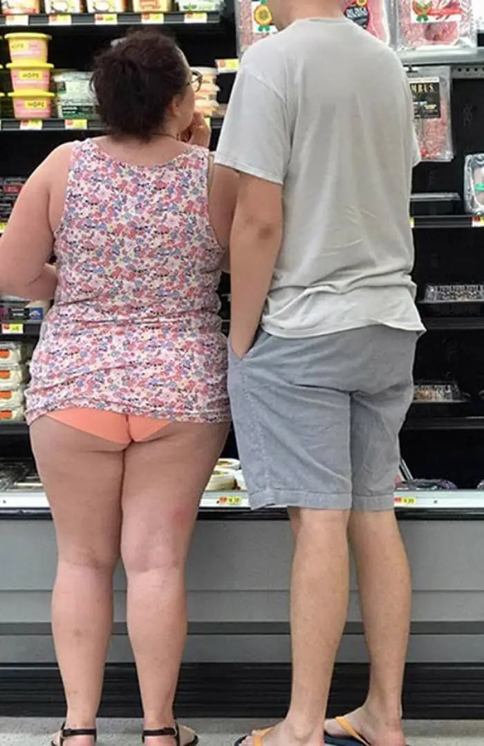25 Ridiculous People of Walmart You Hope to Never Run Into -20