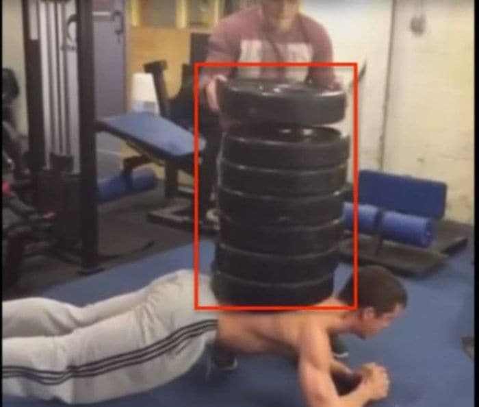 27 Epic Fail Gym Photos That Will Make Your Day -17