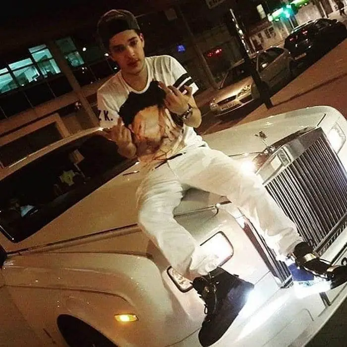 37 Pics of Rich Kids of Saudi Arabia That Will Amaze You -22