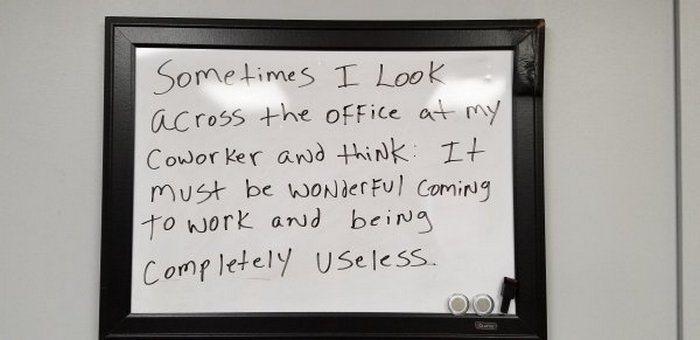 31 Hilarious Photos Of Work Fails & Job LOLs-03