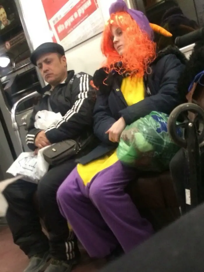 34 Ridiculous Russian Subway Fashion Pics That Are Weird As Hell-28