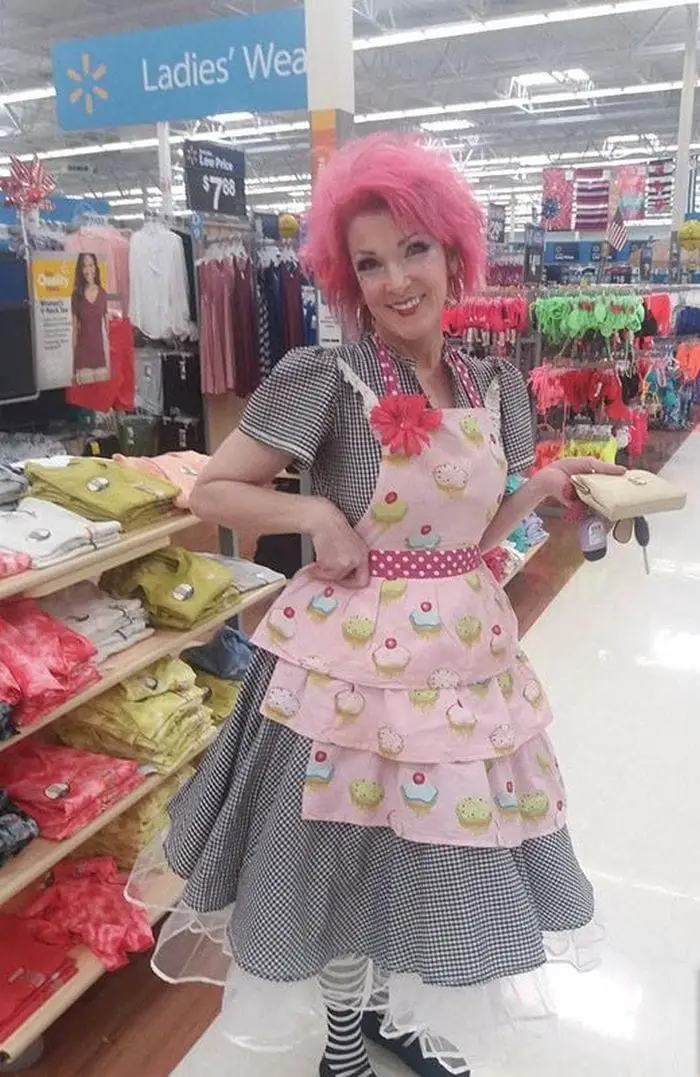 48 People Of Walmart That Will Make You LOL-36